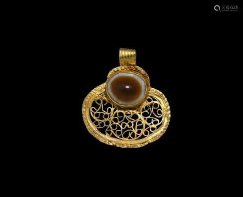 Roman Gold Openwork Pendant