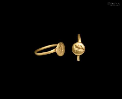 Roman Gold Ring with Rabbit