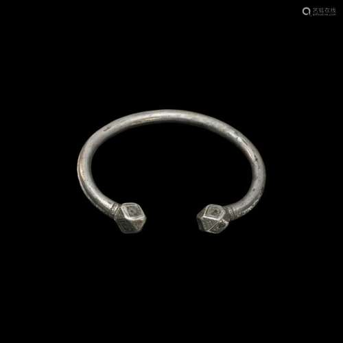 Large Silver Bracelet with Polyhedral Terminals