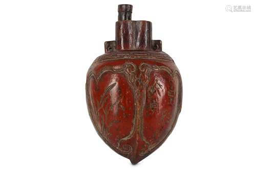 A CHINESE LACQUER WOOD ‘HEART’ FLASK WITH STOPPER.