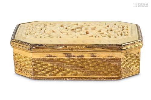 A CHINESE IVORY INSET GILT-METAL SNUFF BOX.