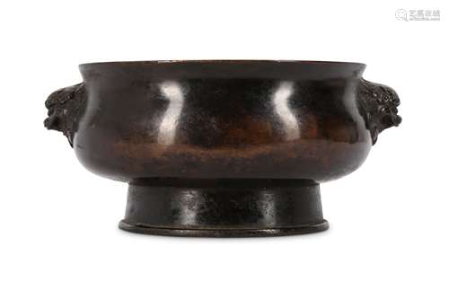 A CHINESE BRONZE INCENSE BURNER.