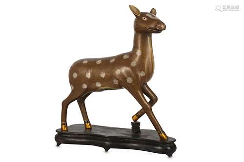 A CHINESE CLOISONNÉ ‘DEER’ INCENSE BURNER.