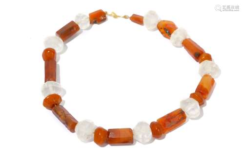 A GROUP OF ROCK CRYSTAL AND CARNELIAN BEADS