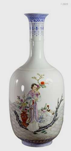 Chinese Porcelain Vase w/ Lady Figure