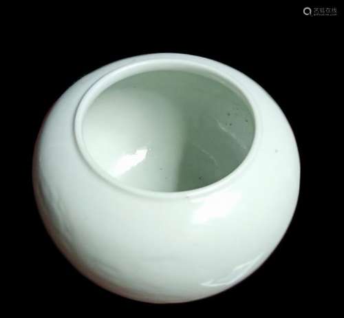 Qing Dynasty White Porcelain Brush Washer