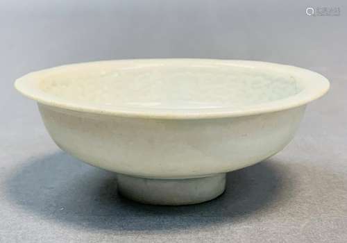 Song Dynasty Chinese Celadon Carved Bowl