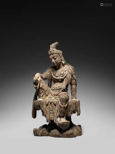 Northern Song/Jin Dynasty A very rare carved wood figure of Guanyin