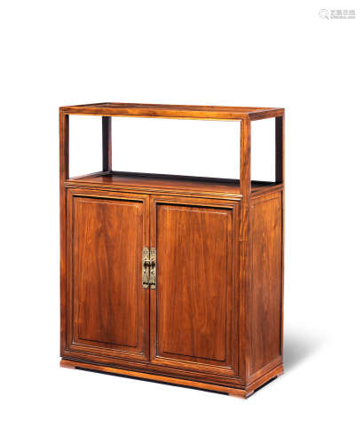 Late Qing Dynasty/Republic Period A small huanghuali cabinet
