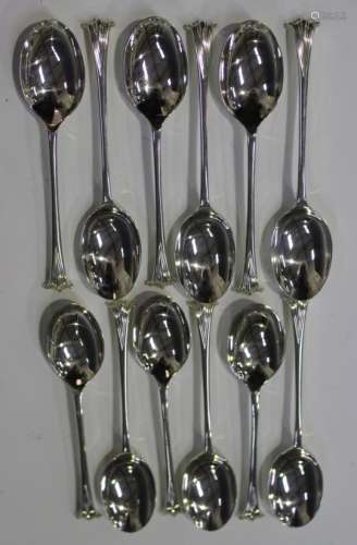 A set of twelve Elizabeth II silver Onslow pattern teaspoons, Sheffield 1988 by C.J. Vander Ltd,
