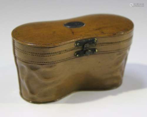 A late 19th century Continental carved wooden novelty inkwell, finely modelled in the form of an
