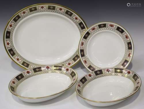 A Royal Crown Derby 'Derby Border' pattern part service, comprising two oval platters, seven