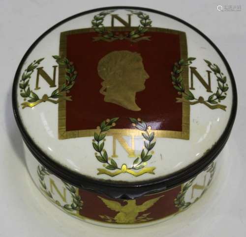 A Continental porcelain Sèvres style commemorative circular box with hinged lid, late 19th