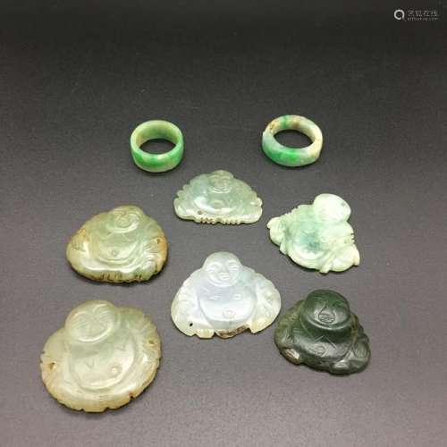 CHINESE GROUP OF JADEITE PENDANTS AND RINGS