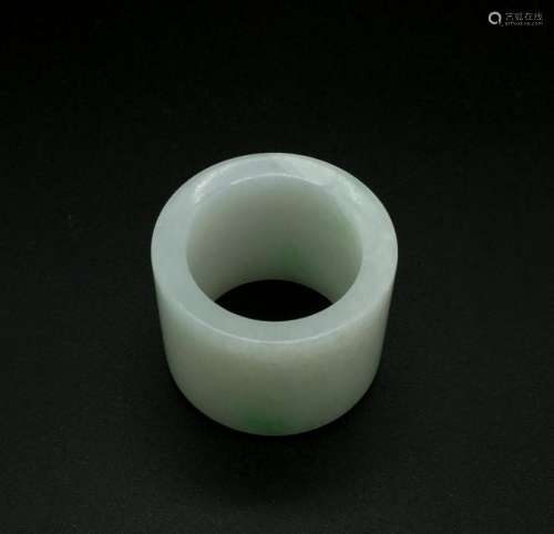 CHINESE JADEITE THUMB RING