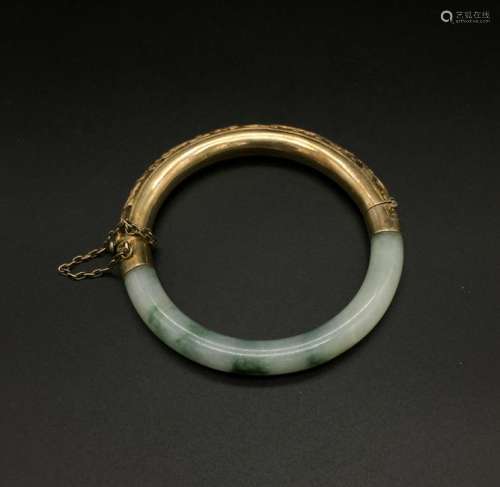 CHINESE JADEITE AND SILVER BANGLE