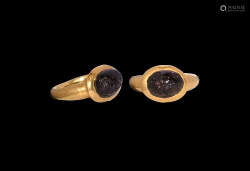 Sassanian Gold Ring with Hunting Scene Gemstone