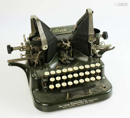 Oliver Typewriter No. 5