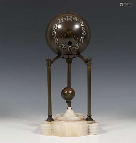 Junghans, pendule in bolle koperen kast, ca. 1920,…