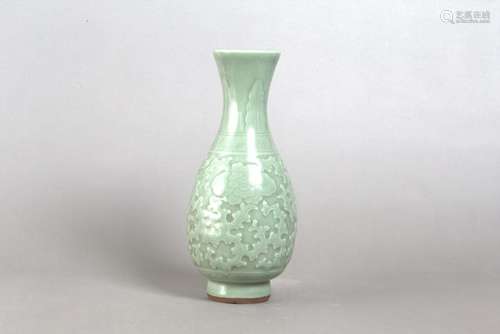 A CELADON PORCELAIN VASE