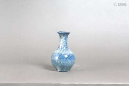 A FLAMBE-GLAZED PORCELAIN VASE