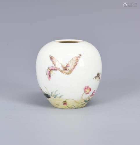 A FAMILLE ROSE 'FLOWER AND BUTTERFLY' WATER POT,