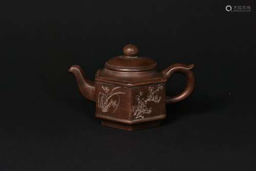 A ZISHA TEAPOT WITH COVER