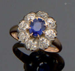 Bague Marguerite ancienne en or 18K (750°/°°) de d…