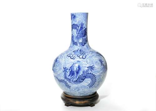 Very Fine Chinese Blue and White Porcelain Vase