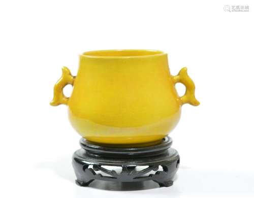 Fine Chinese Yellow-Glazed Incense Burner