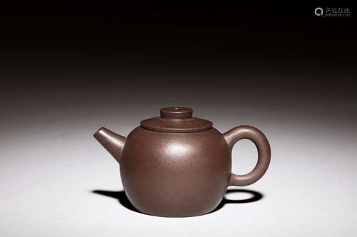 YIXING ZISHA OVOID TEAPOT