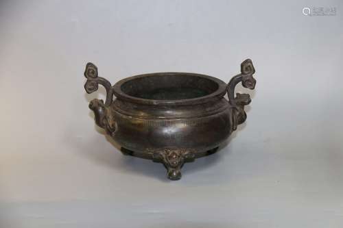 BRONZE CAST 'BATS' TRIPOD CENSER