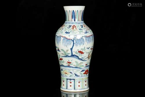 DOUCAI AND BLUE AND WHITE 'LANDSCAPE SCENERY' VASE