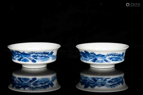 PAIR OF BLUE AND WHITE TEA CUPS