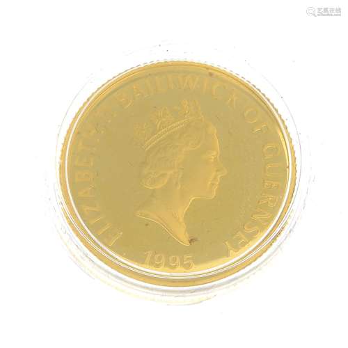 (65313) A 22ct gold coin, dated 1995.7.8gms.With case.