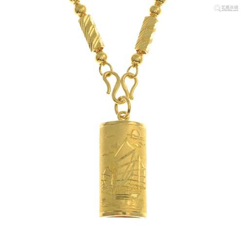 (65321) A chain and pendant,