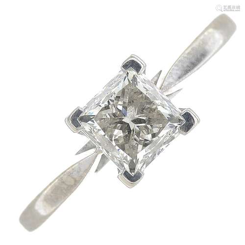 An 18ct gold square-cut diamond ring.With report 6165290879,