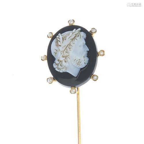 An agate cameo and seed pearl stickpin.Length of stickpin head 2.5cms.