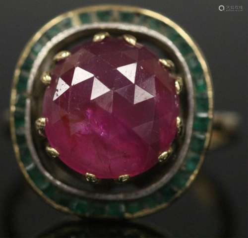 RUBY & EMERALD 14KT YELLOW GOLD RING, 8.1 GRAMS