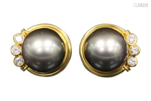 18KT YELLOW GOLD TAHITIAN PEARL & DIAMOND EARRINGS