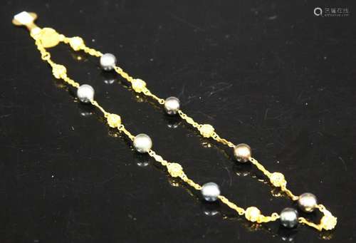 18KT YELLOW GOLD AND TAHITIAN PEARL NECKLACE