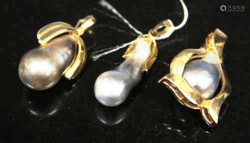 LOT OF (3) 14KT GOLD PEARL PENDANT/PINS