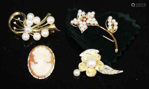 LOT OF (4) 10KT &14KT GOLD FRESHWATER PEARL PINS