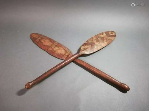 2 Paddles. 20th c.