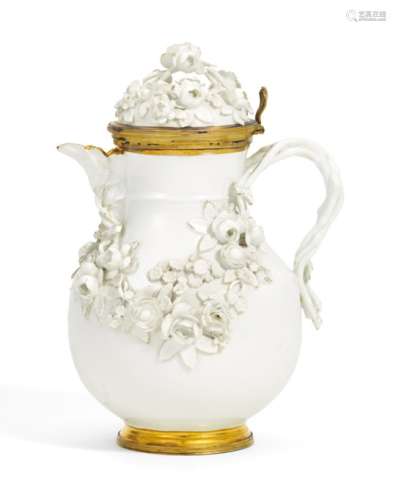 KAFFEEKANNE AUS DEM FRÜHSTÜCKSSERVICE MARIA-JOSEPHAS VON SACHSEN-POLEN (1699-1757). Meissen. Um