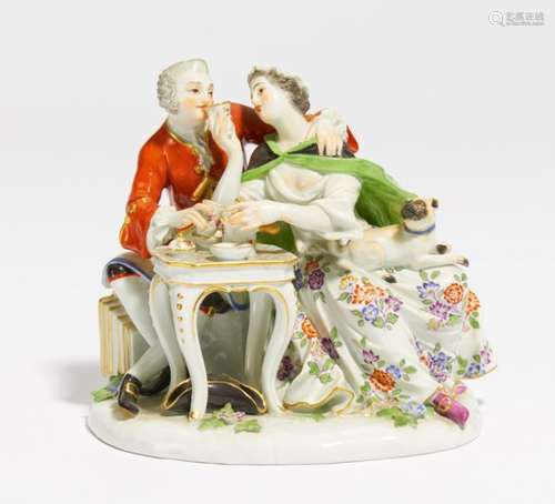 FREIMAURERPAAR BEIM SCHOKOLADE TRINKEN. Meissen. Modell J.J. Kaendler. Porzellan, farbig und gold