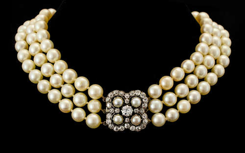 Ladies Superb Quality and Attractive Triple Strand Cultured Pearl Neckalce/Choker - highlighted with