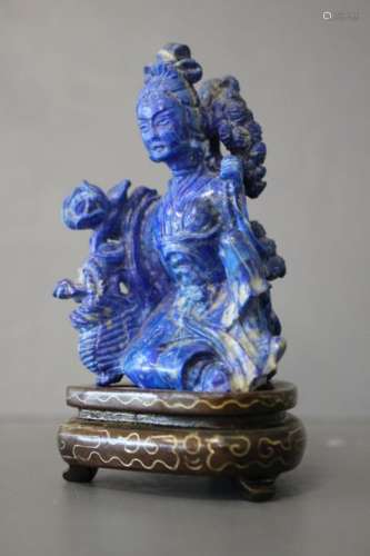 SCULPTURE en lapis lazuli représentant une divinit…