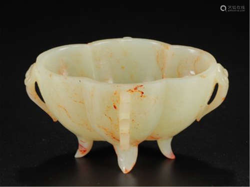 CHINESE YELLOW JADE FLOWER SHAPED BOWL