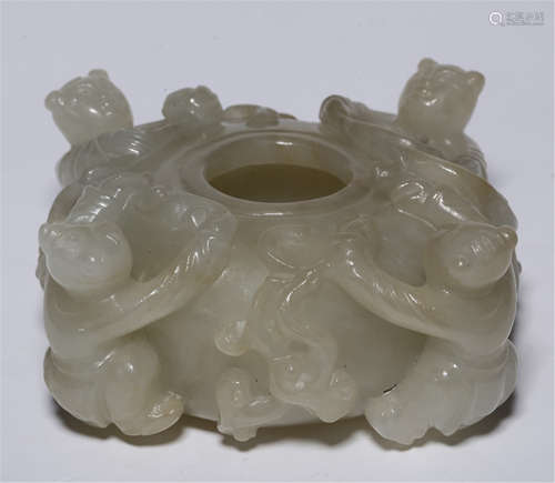 CHINESE GREY JADE BOY PLAYING WATER POT